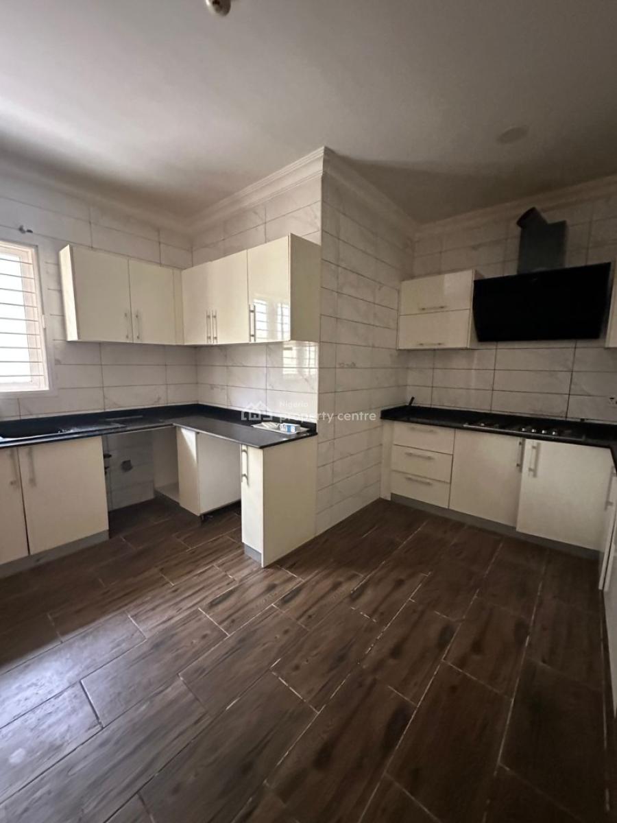 Well-maintained & Spacious 4-bedroom Terrace with Bq, Banana Island, Ikoyi, Lagos, Terraced Duplex for Rent