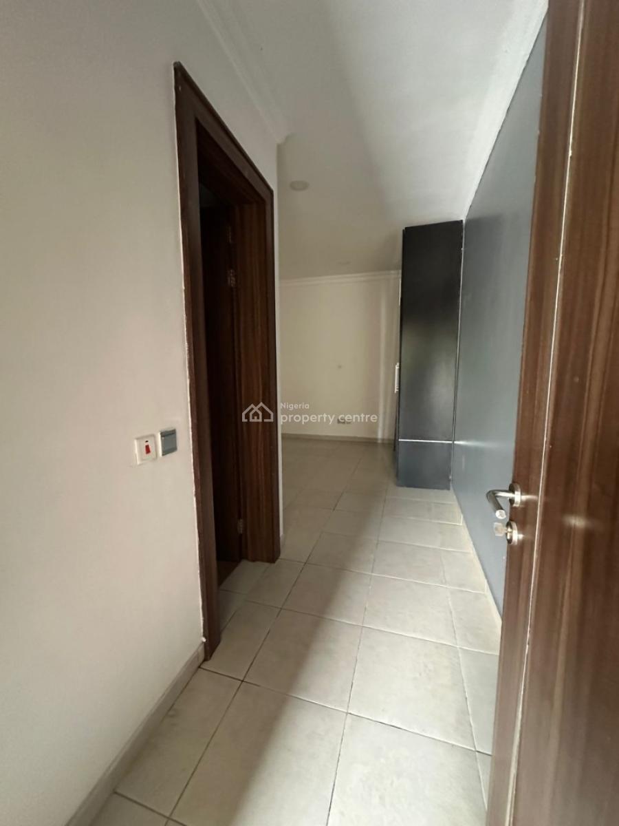 Well-maintained & Spacious 4-bedroom Terrace with Bq, Banana Island, Ikoyi, Lagos, Terraced Duplex for Rent