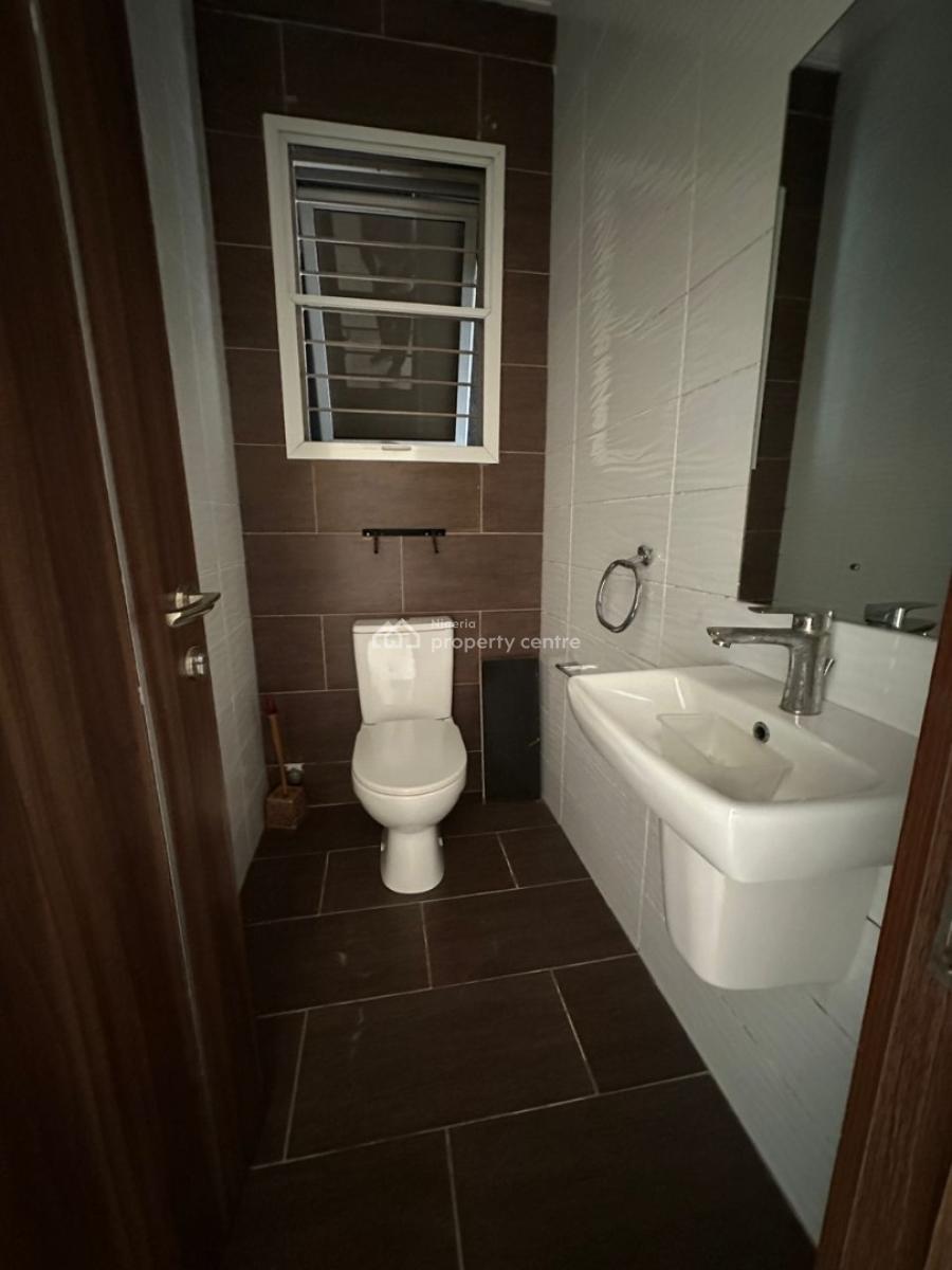 Well-maintained & Spacious 4-bedroom Terrace with Bq, Banana Island, Ikoyi, Lagos, Terraced Duplex for Rent