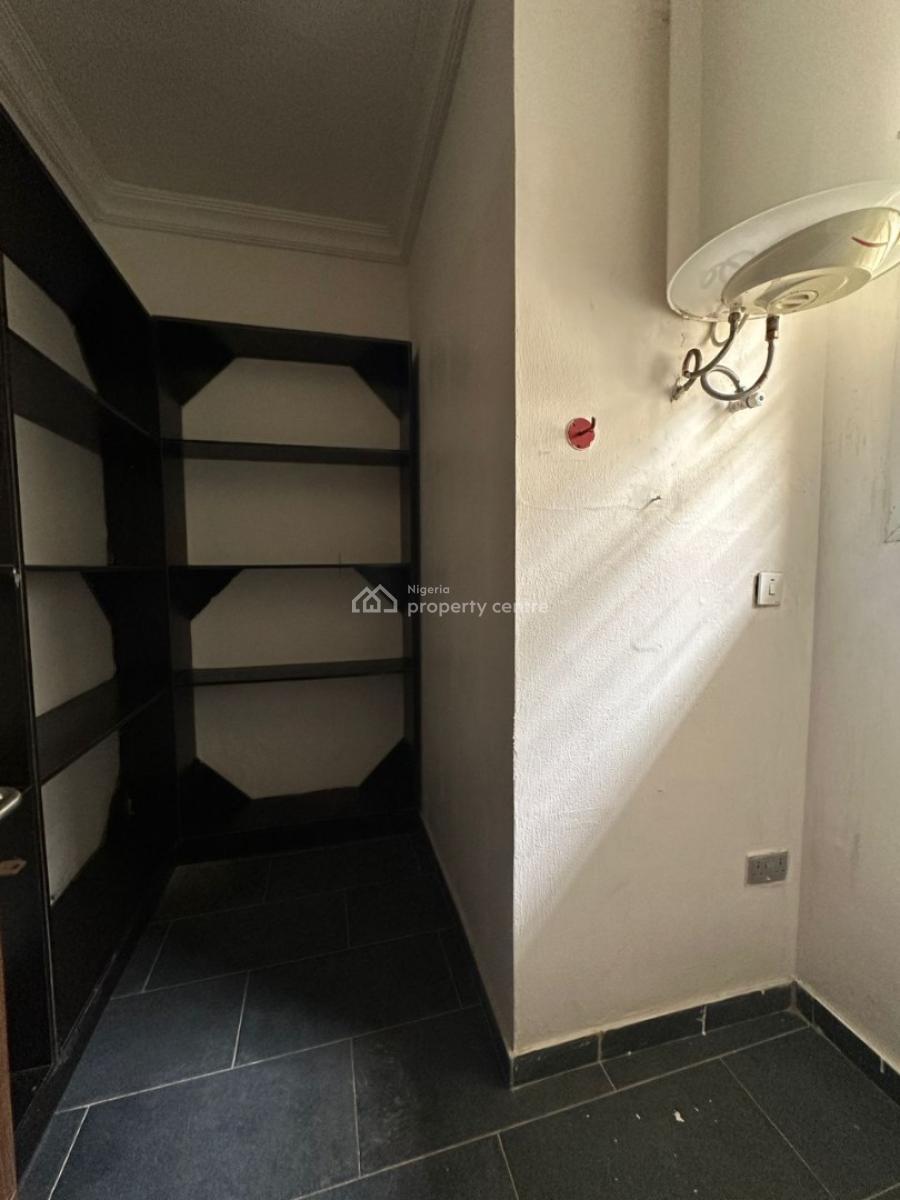Well-maintained & Spacious 4-bedroom Terrace with Bq, Banana Island, Ikoyi, Lagos, Terraced Duplex for Rent