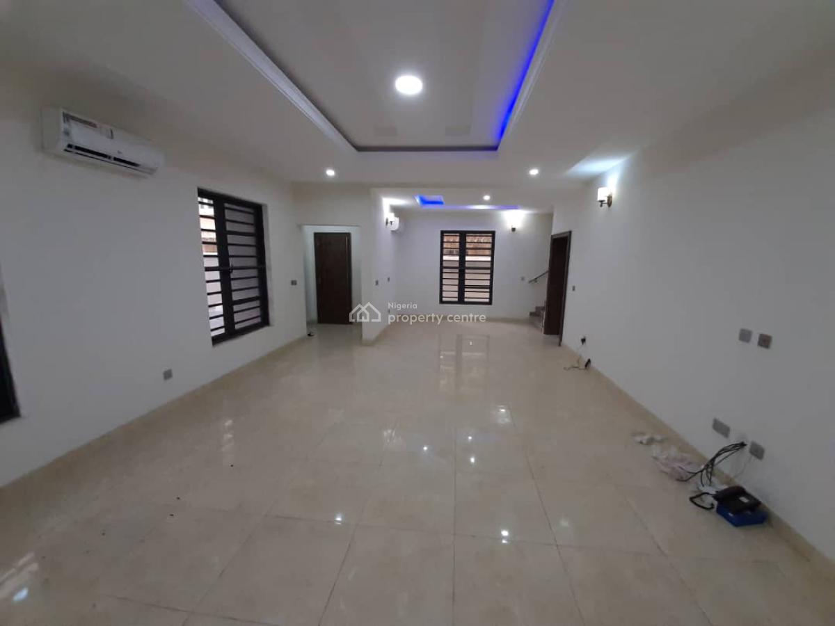 Serviced with 24/7 Power Supply 5 Bedroom En-suite Semi-detached Duple, Oniru, Victoria Island (vi), Lagos, Semi-detached Duplex for Rent