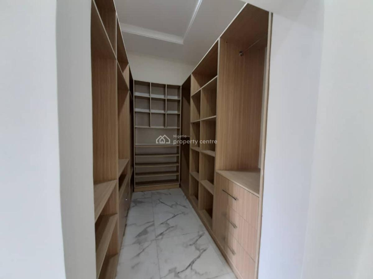 Serviced with 24/7 Power Supply 5 Bedroom En-suite Semi-detached Duple, Oniru, Victoria Island (vi), Lagos, Semi-detached Duplex for Rent