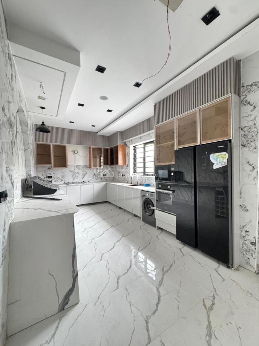 Family Friendly 5 Bedroom Detached Duplex + Bq, Gym, Pool, Rooftop, Lekki Phase 1, Lekki, Lagos, Detached Duplex for Sale