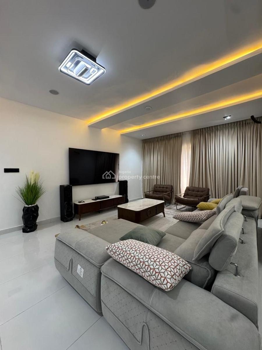 Contemporary Luxury 2 Bedroom Apartment with Swimming Pool & Gym, Lekki Phase 1, Lekki, Lagos, Flat / Apartment for Sale