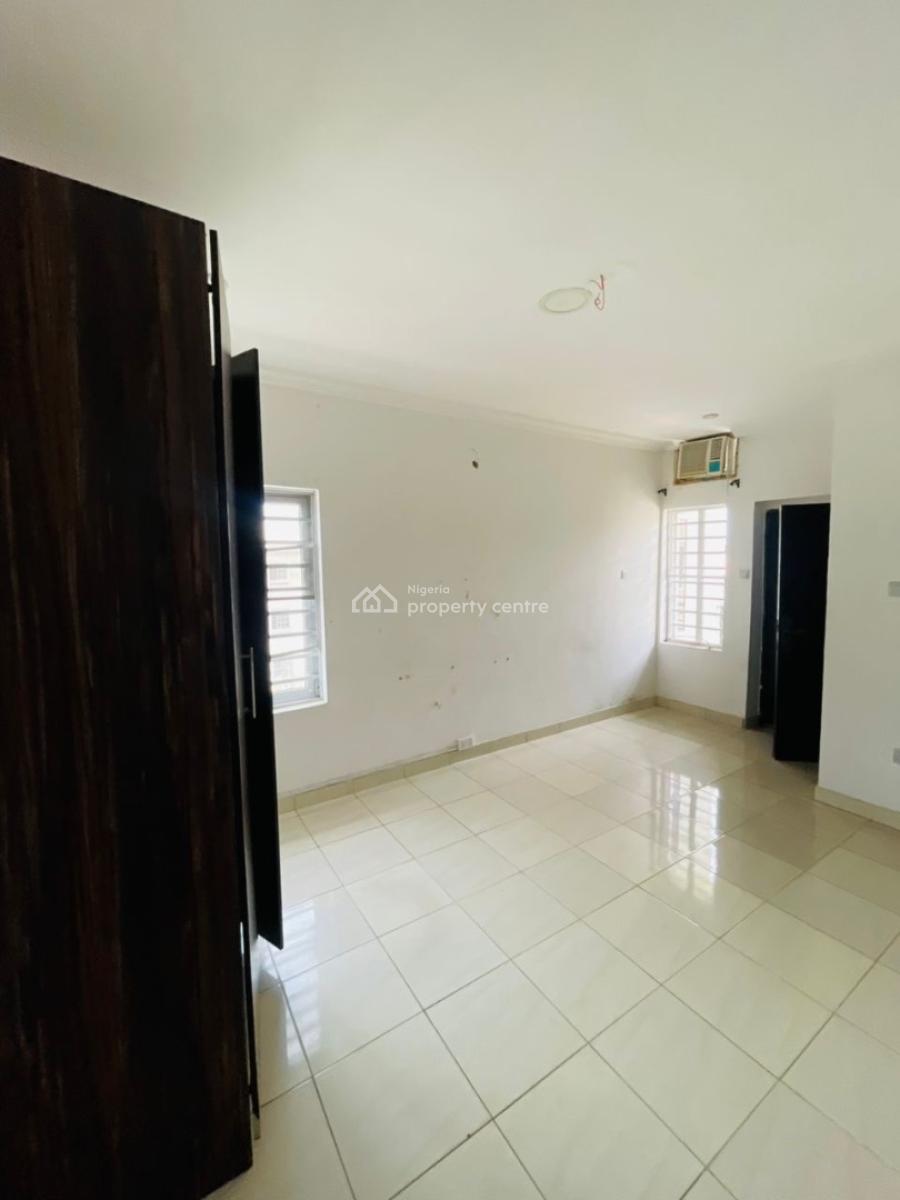 2bedroom Flat, Ikota, Lekki Phase 2, Lekki, Lagos, Flat / Apartment for Rent