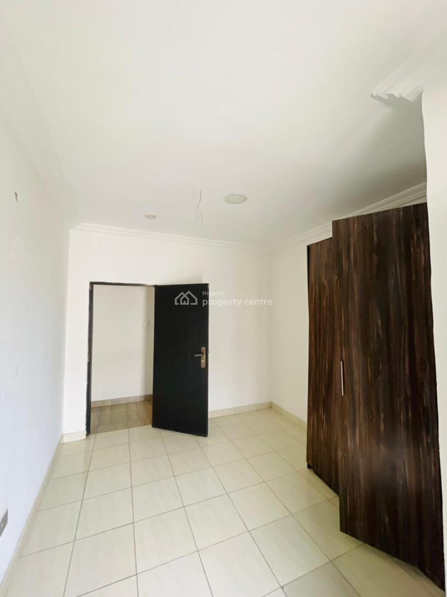 2bedroom Flat, Ikota, Lekki Phase 2, Lekki, Lagos, Flat / Apartment for Rent