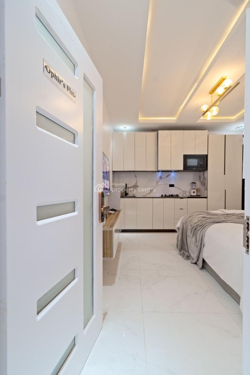 Luxury 1 Bedroom Apartment, Chevron, Lekki, Lagos, Flat / Apartment Short Let
