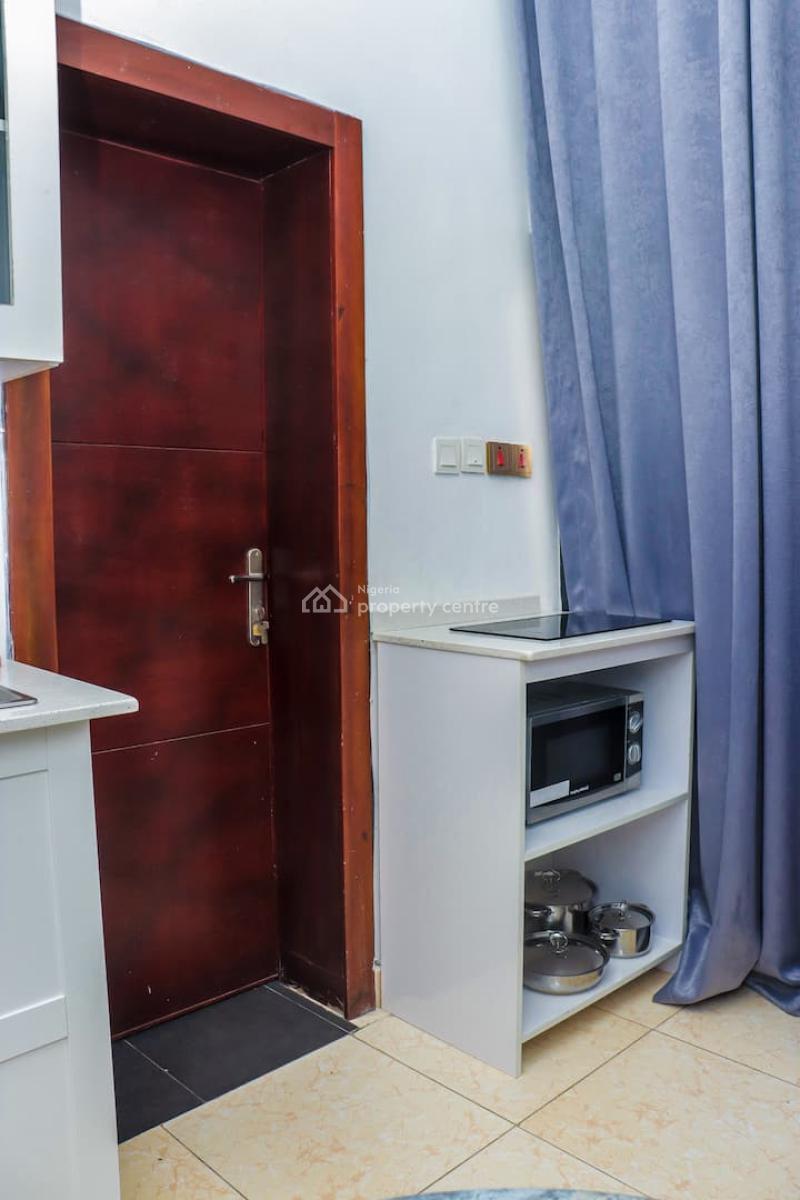 Brand New Luxury Studio Apartment, Admiralty Way, Lekki Phase 1, Lekki, Lagos, Flat / Apartment Short Let