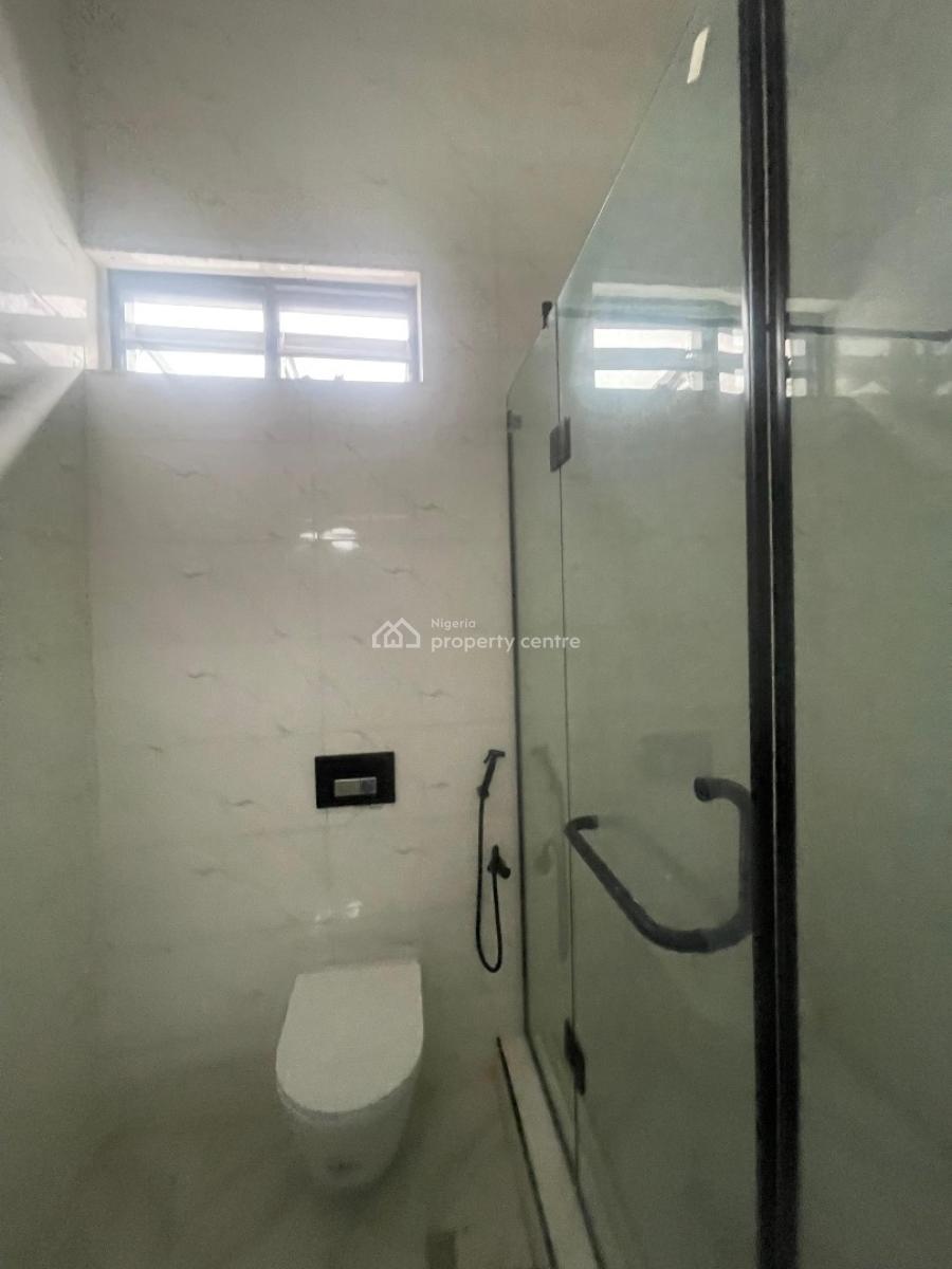 Pristine 5 Bedroom  Fully Detached with Bq and Smart Home in an Estate, Chevron, Lekki, Lagos, Detached Duplex for Sale