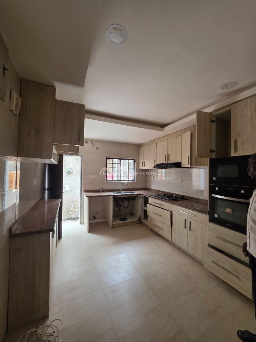 Affordable 4 Bedroom Terrace Duplex with Bq, Guzape District, Abuja, Terraced Duplex for Sale