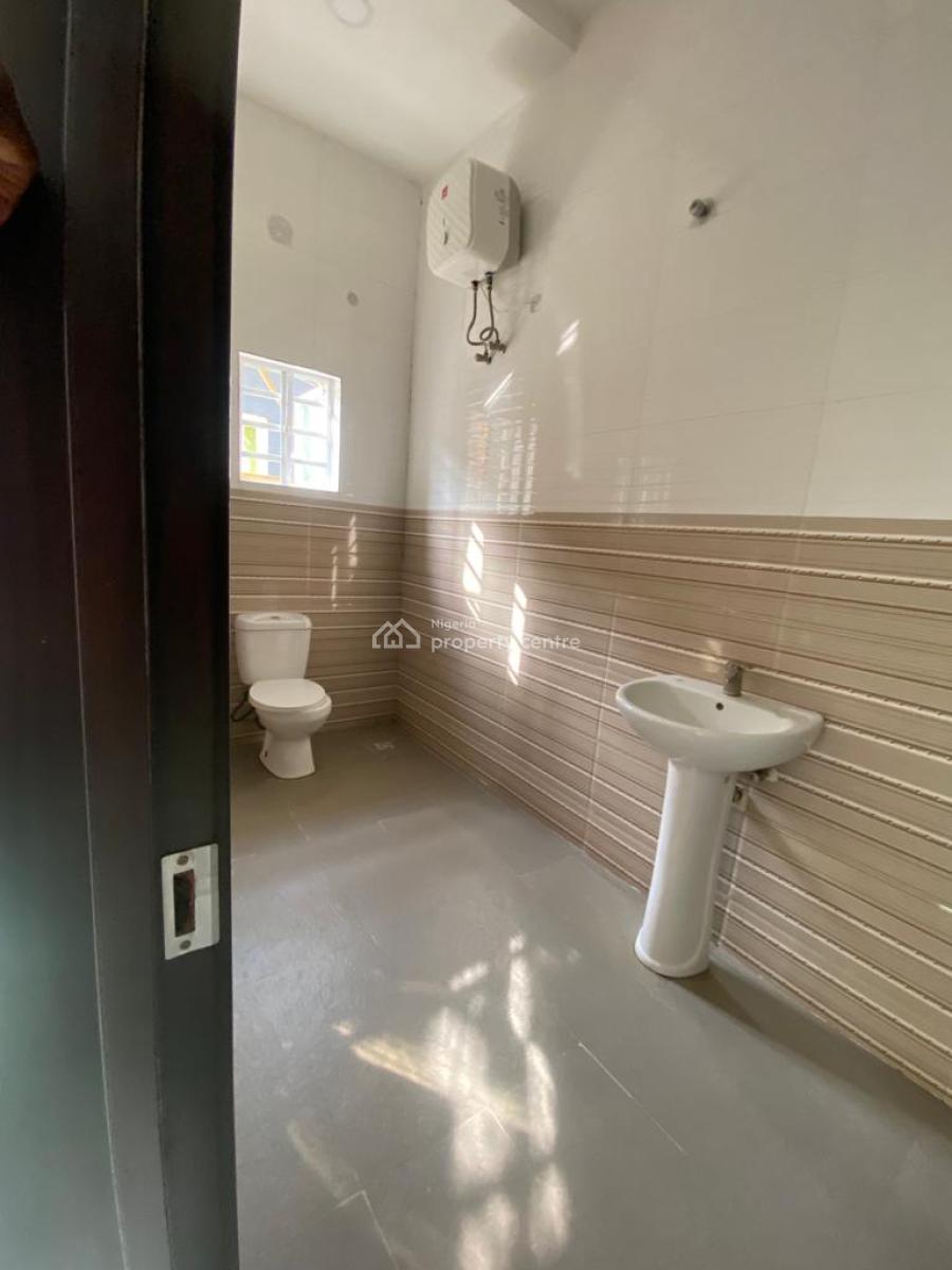 Luxury Spacious 3bedroom Upstairs Apartment with Personal Stairs, Treasure Estate Sangotedo Eti-osa Lagos, Sangotedo, Ajah, Lagos, House for Rent