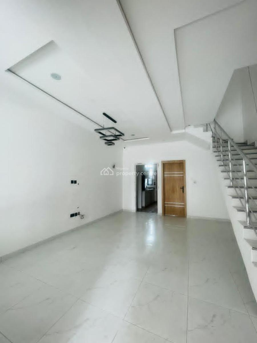 Supreme 3 Bedroom Terrace Duplex, Chevron, Lekki, Lagos, Terraced Duplex for Sale