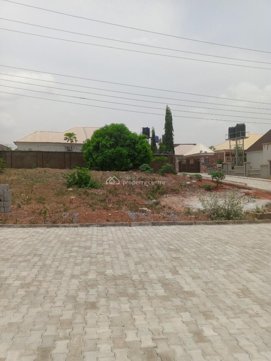 Very Sweet 700sqm Coner Piece Bungalow Land in a Well Planned Estate, Galadimawa, Abuja, Residential Land for Sale