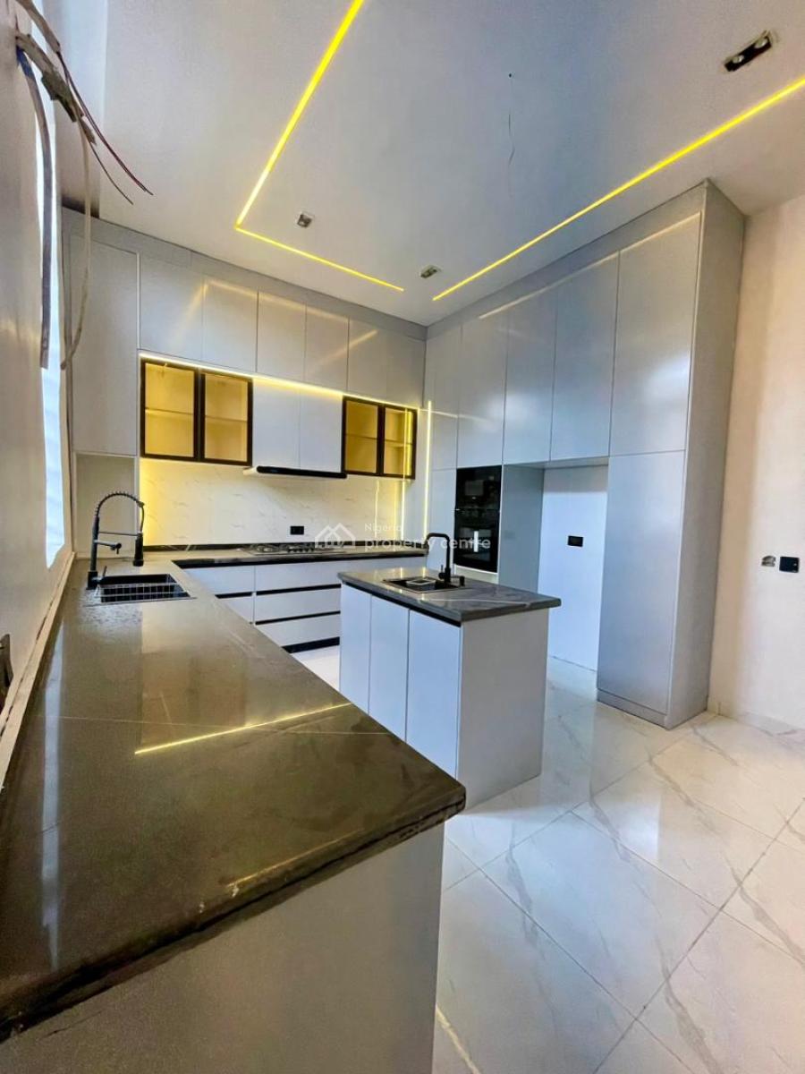 ️gorgeously Built 5 Bed Fully Detached Home️, Ikota, Lekki, Lagos, Detached Duplex for Rent