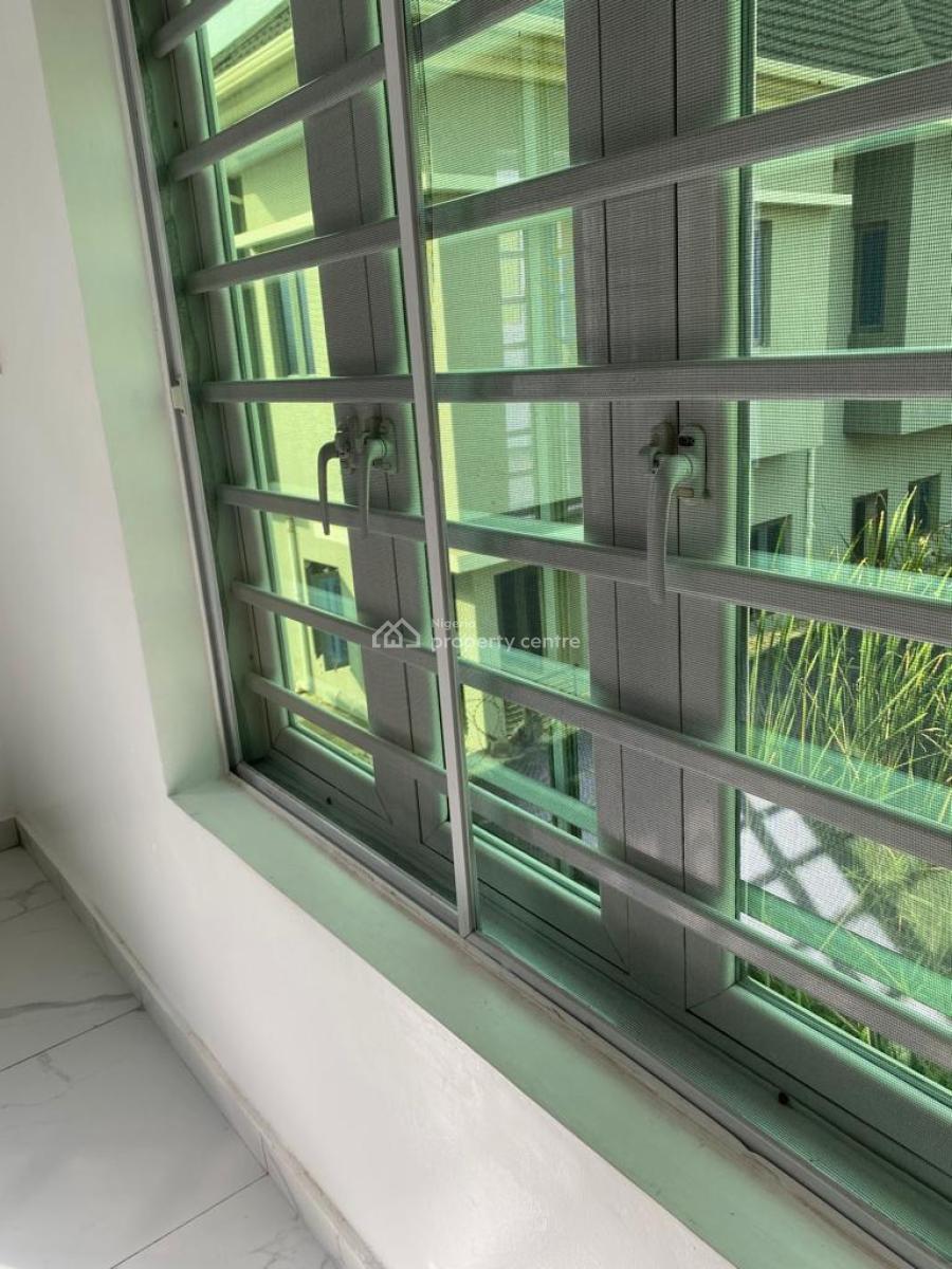 Luxurious  Spacious  3bedroom Flat  with Private  Staircase, Sangotedo, Ajah, Lagos, Flat / Apartment for Rent