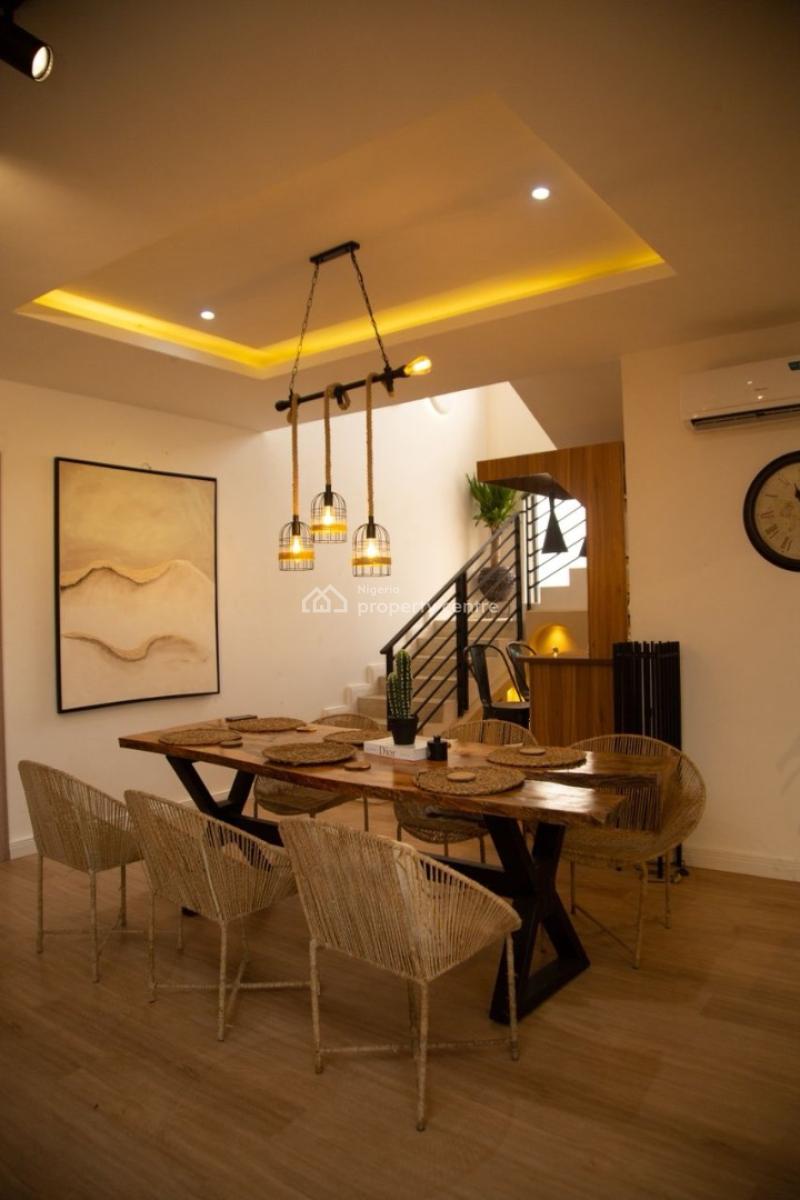Luxury 4 Bedroom Apartment, Lekki Phase 1, Lekki, Lagos, Flat / Apartment Short Let