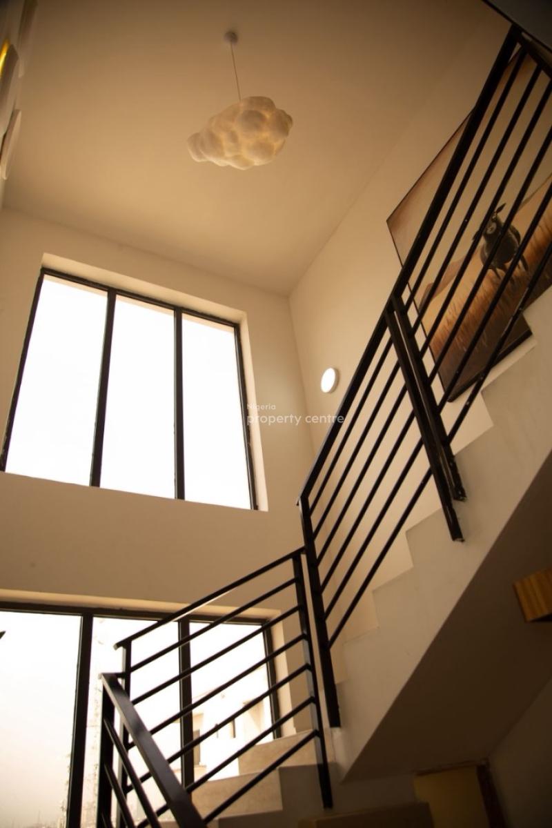 Luxury 4 Bedroom Apartment, Lekki Phase 1, Lekki, Lagos, Flat / Apartment Short Let