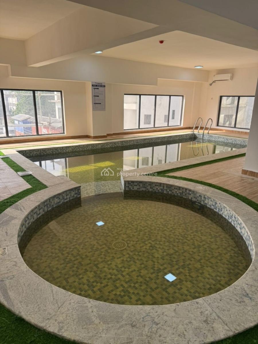 Luxury 4 Bedroom Apartment, Lekki Phase 1, Lekki, Lagos, Flat / Apartment Short Let