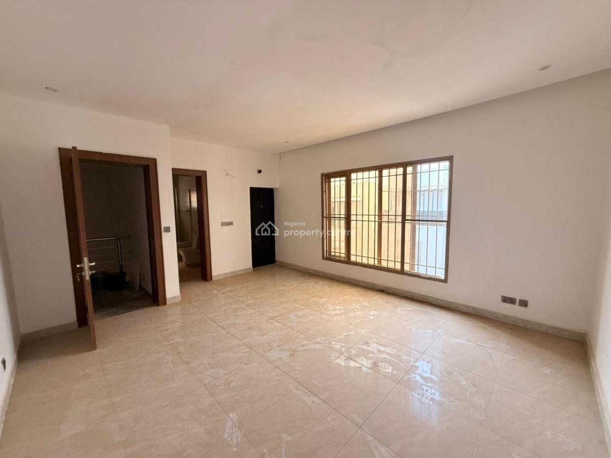 5bedroom Semidetached with Bq, Asokoro District, Abuja, Semi-detached Duplex for Rent