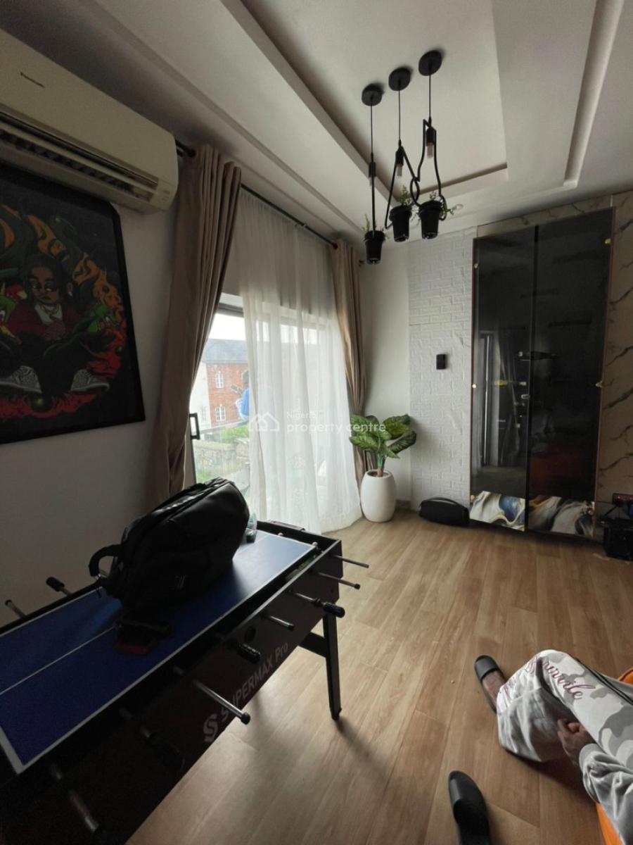 Shared a Apartment, Off Salem Ikate Elegushi Lekki Lagos, Ikate Elegushi, Lekki, Lagos, Self Contain (single Rooms) for Rent