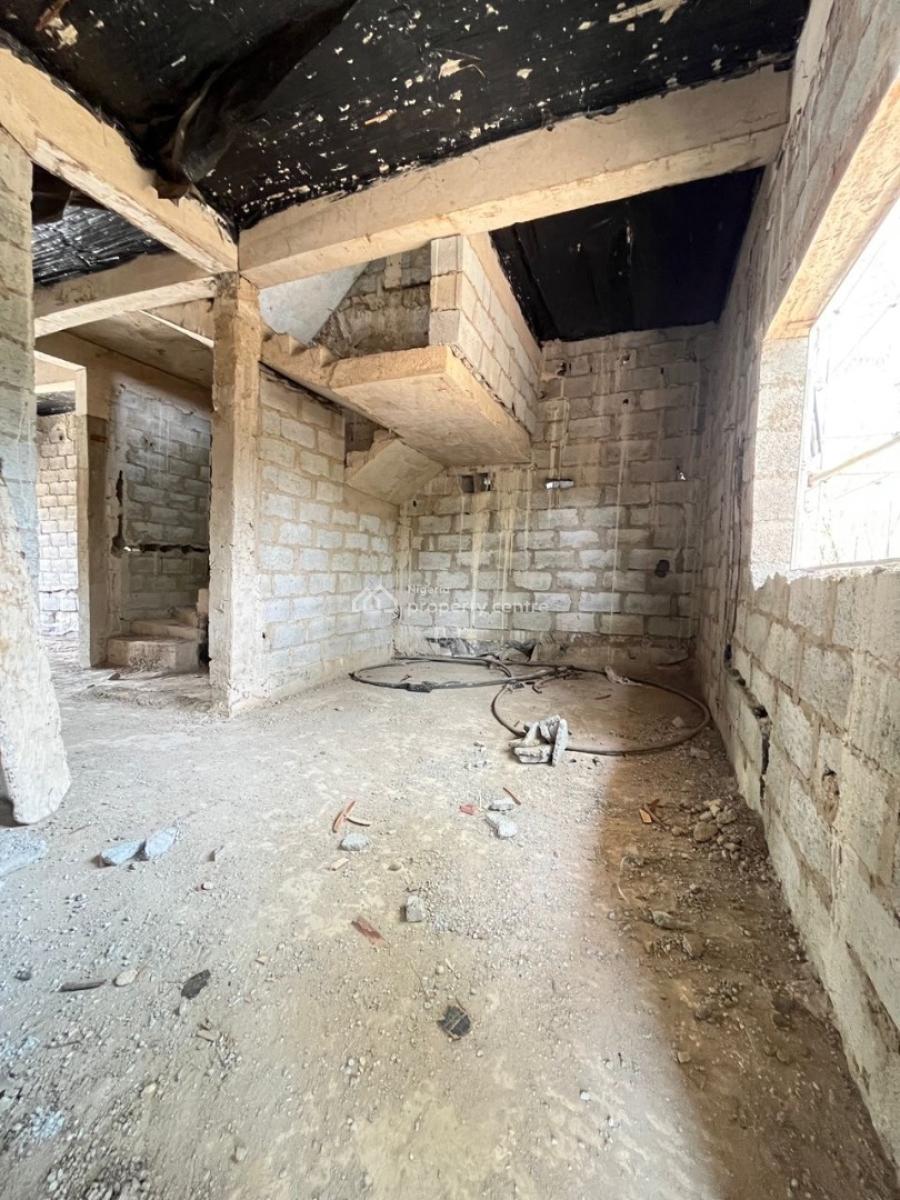 4 Beds + Bq  Terrace  Multi Family, Apo, Abuja, Terraced Duplex for Sale