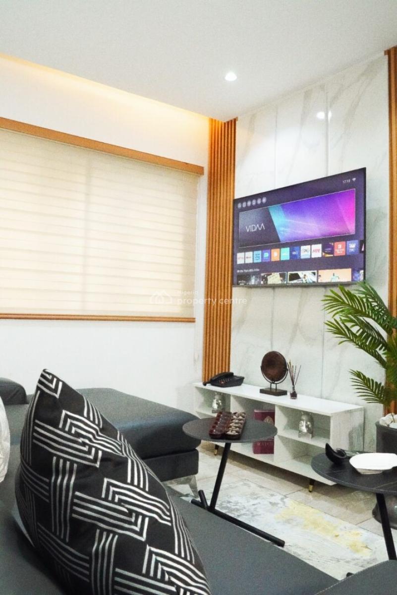 Luxury 1 Bedroom Apartment, Lekki Phase 1, Lekki, Lagos, Flat / Apartment Short Let
