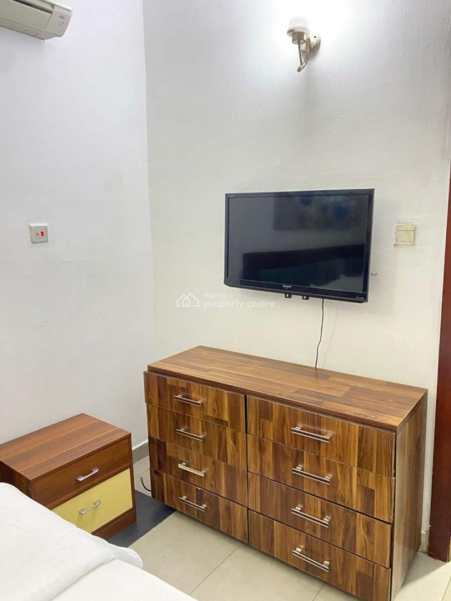 Brand New Luxury 2 Bed, Off Admiralty, Lekki Phase 1, Lekki, Lagos, Flat / Apartment Short Let