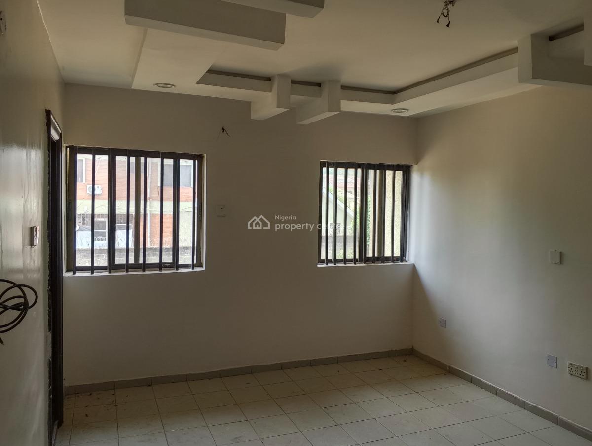 3 Bedrooms Flat, Amur Estate, Idu Industrial, Abuja, Flat / Apartment for Rent
