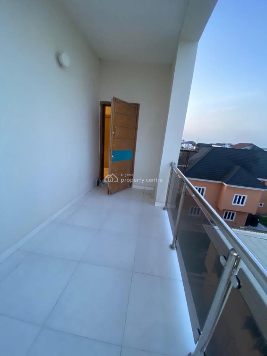 Penthouse Room, General Paint, Ajah, Lagos, Flat / Apartment for Rent