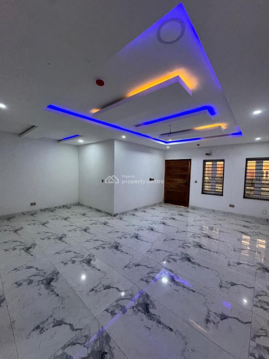 Luxury Finished 2 Bedroom Apartment + Gym, Pool, Mini Mart & Elevator, Off Freedom Way, Lekki Phase 1, Lekki, Lagos, Flat / Apartment for Rent