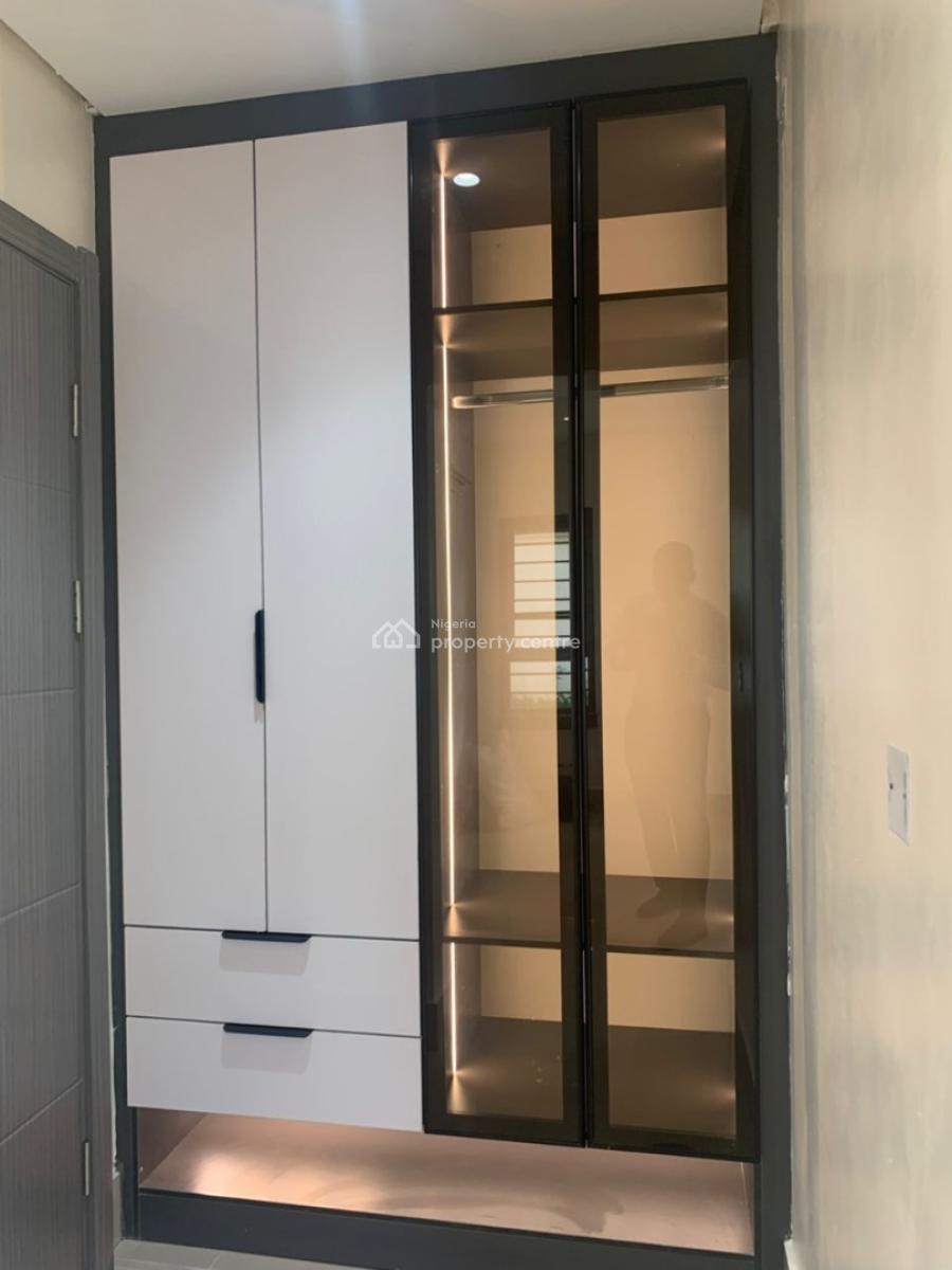 Luxury 2 Bedroom Flat with Bq,acs Swimming Pool,gym,green Area,etc, Gerard Road, Old Ikoyi, Ikoyi, Lagos, Flat / Apartment for Rent