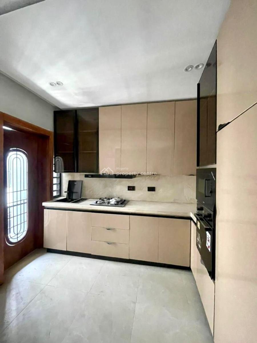 Lovely Well Finished 4bedroom Terraced Town House, Lekki Phase 1, Lekki, Lagos, Terraced Duplex for Sale