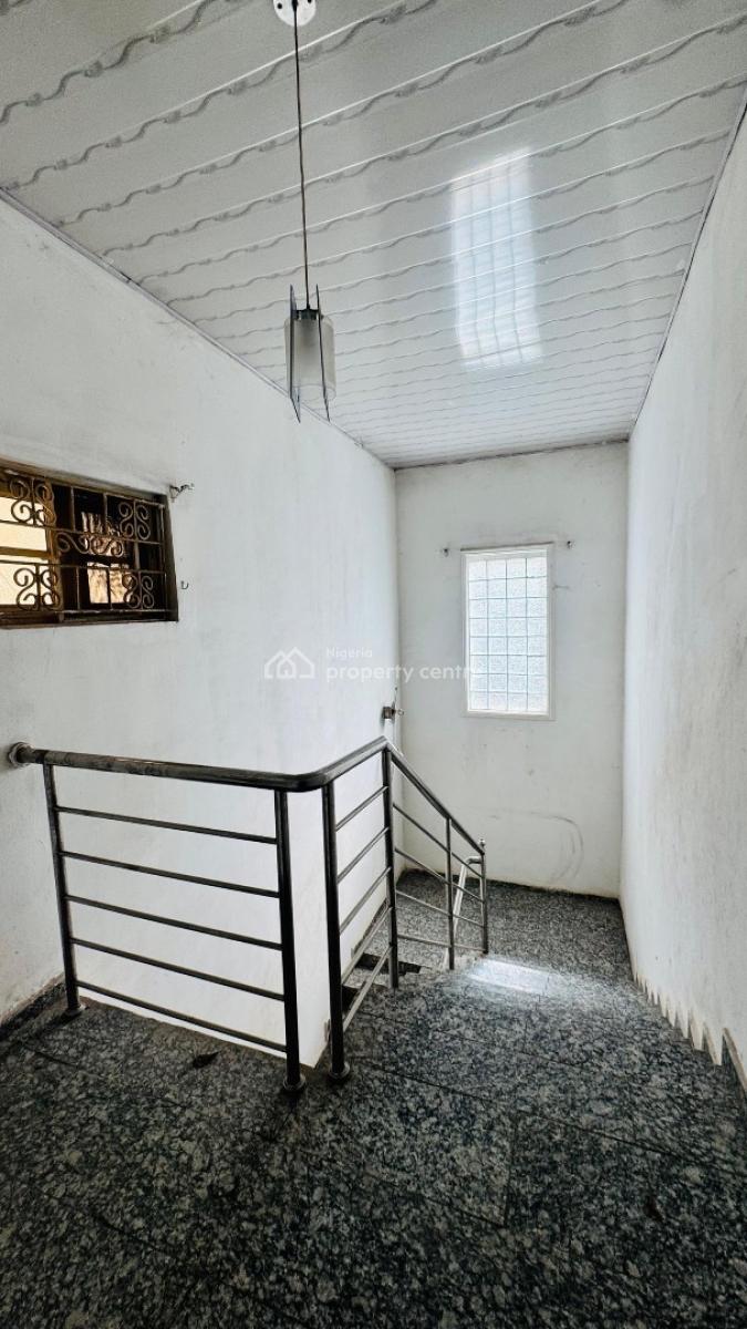3 Bedrooms Terrace Duplex with 1 Room Bq, Wuse 2, Wuse 2, Abuja, Terraced Duplex for Sale