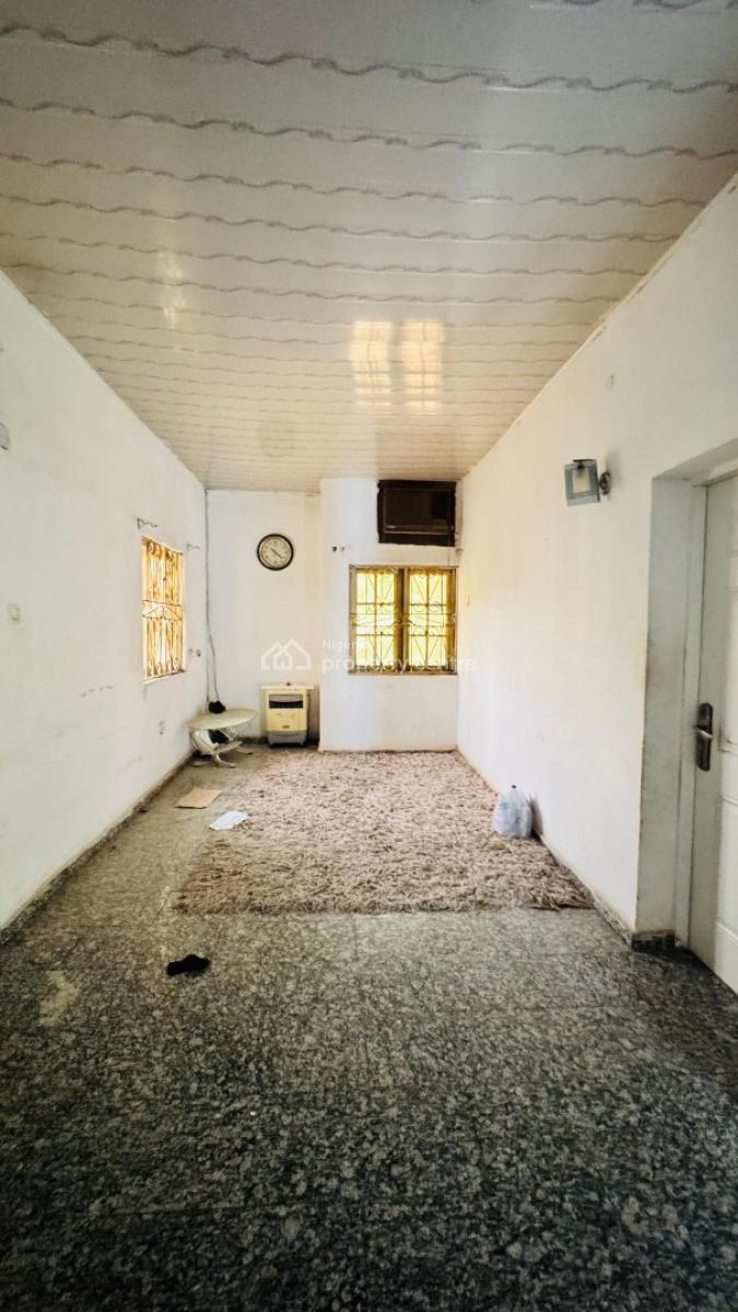 3 Bedrooms Terrace Duplex with 1 Room Bq, Wuse 2, Wuse 2, Abuja, Terraced Duplex for Sale