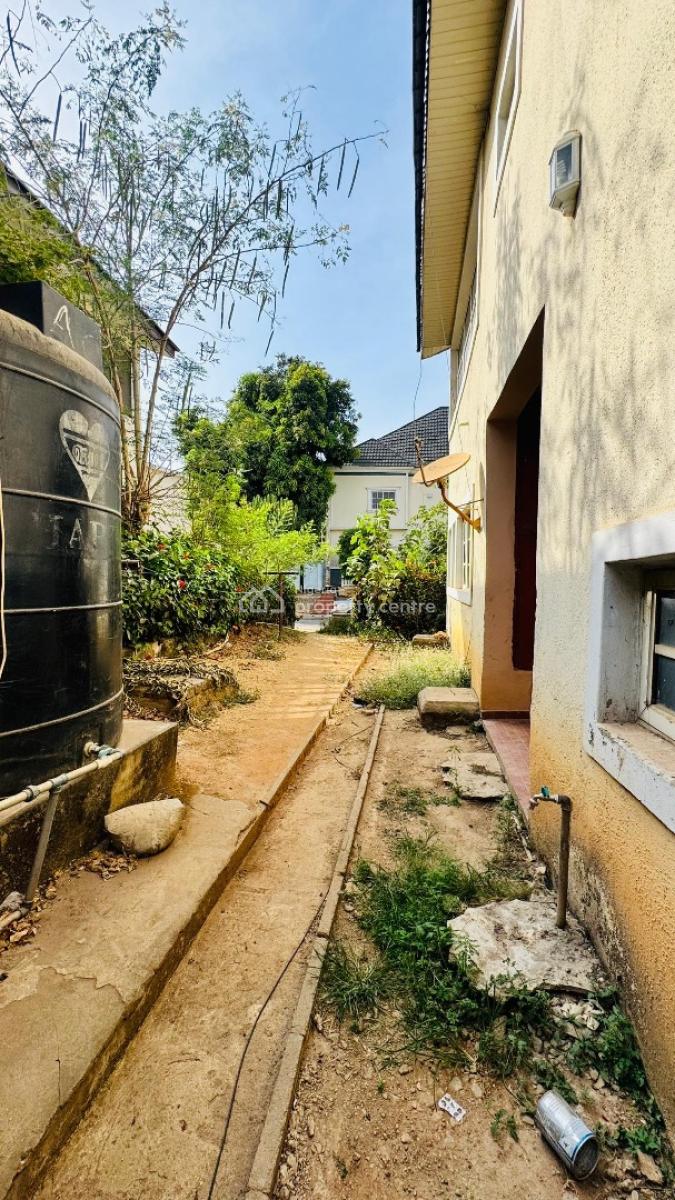 3 Bedrooms Terrace Duplex with 1 Room Bq, Wuse 2, Wuse 2, Abuja, Terraced Duplex for Sale