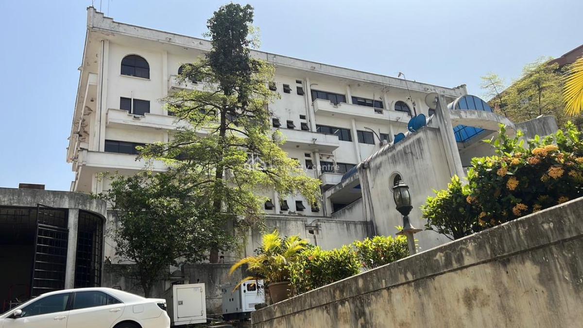 Commercial Large Spaces, Cape Town Street, Zone 4, Wuse, Abuja, Plaza / Complex / Mall for Sale