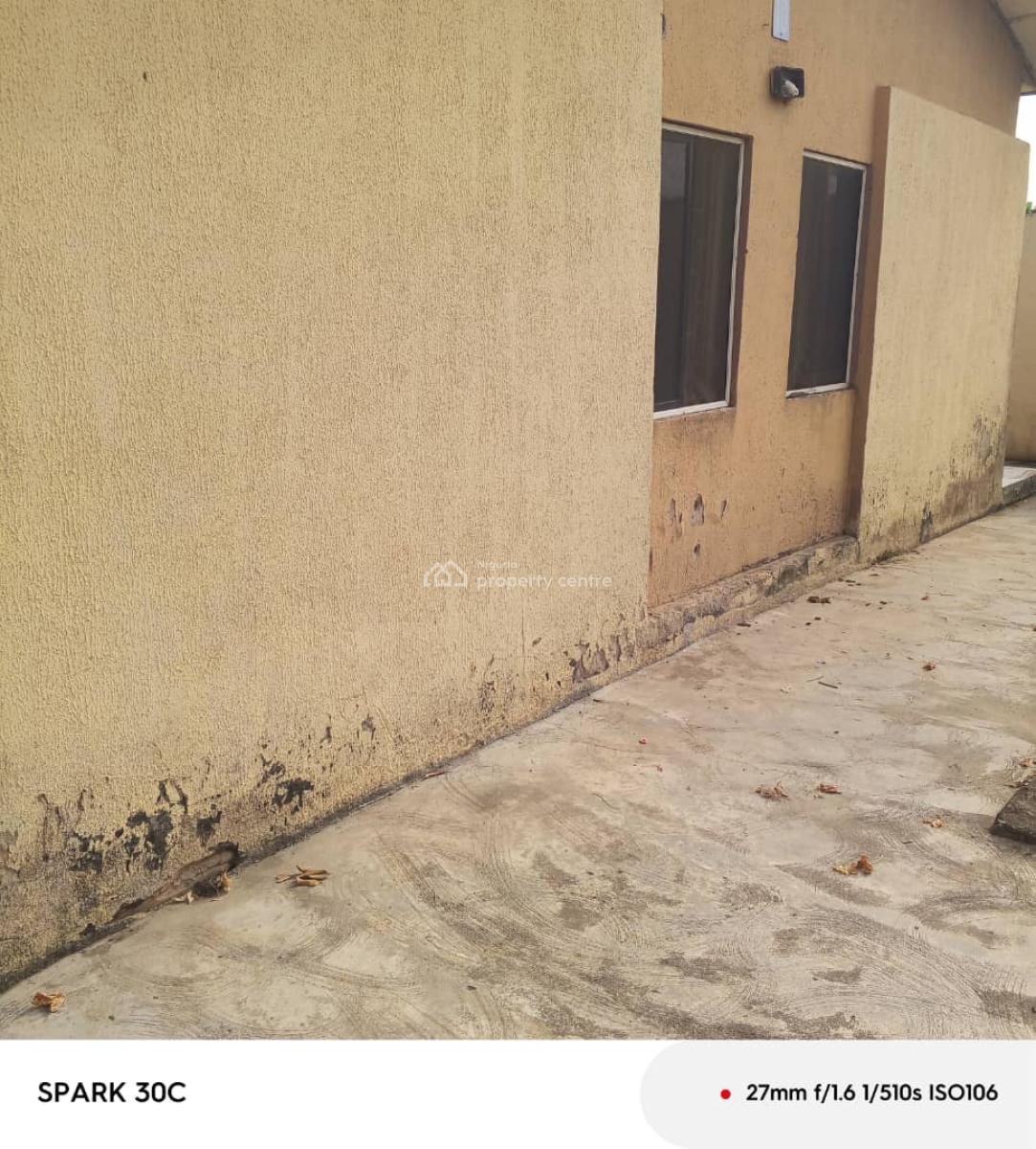 3 Bedroom Bungalow in 3 Bed People Estate*   Location: Happy, Magboro, Ogun, Land for Sale