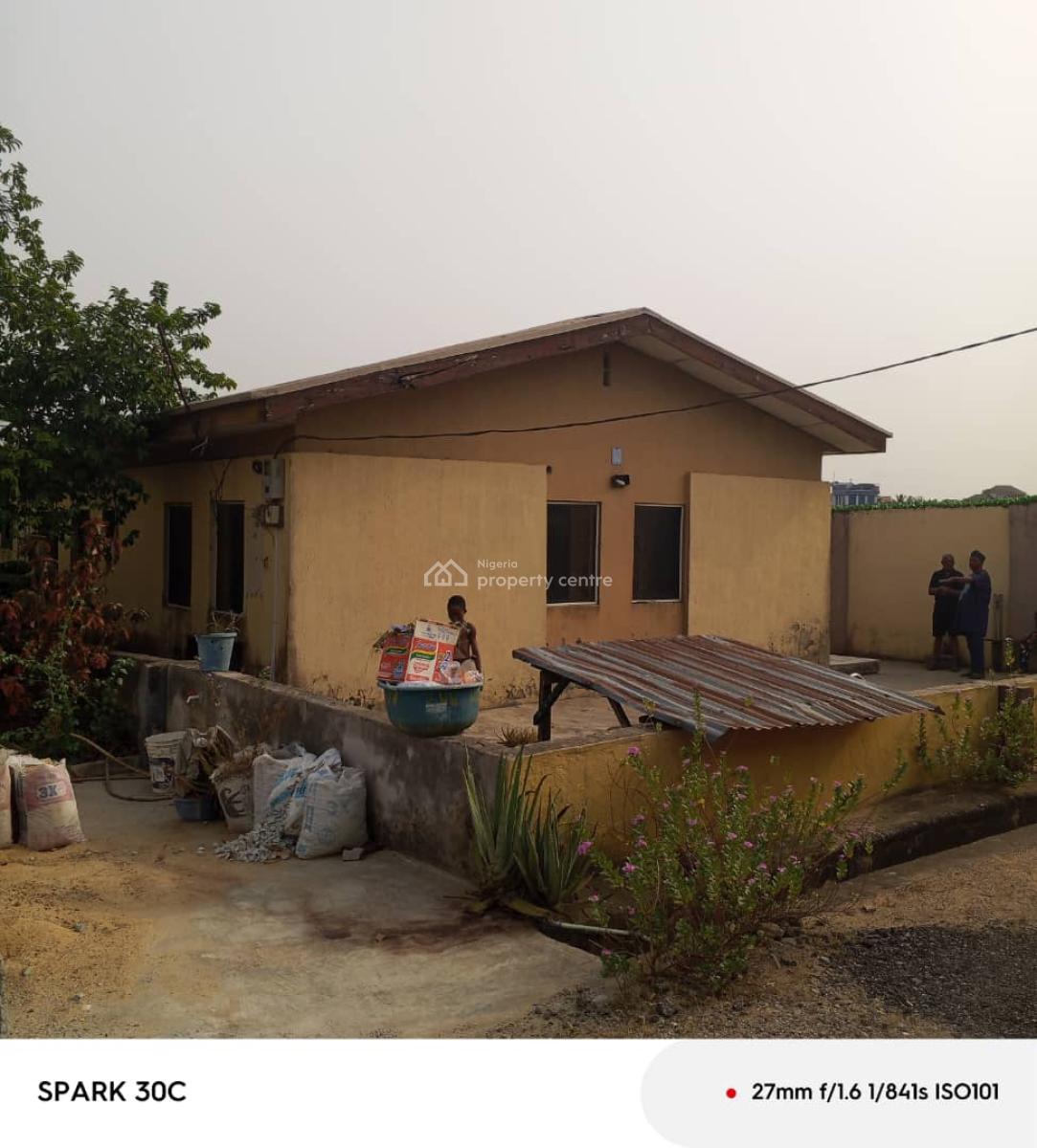 3 Bedroom Bungalow in 3 Bed People Estate*   Location: Happy, Magboro, Ogun, Land for Sale