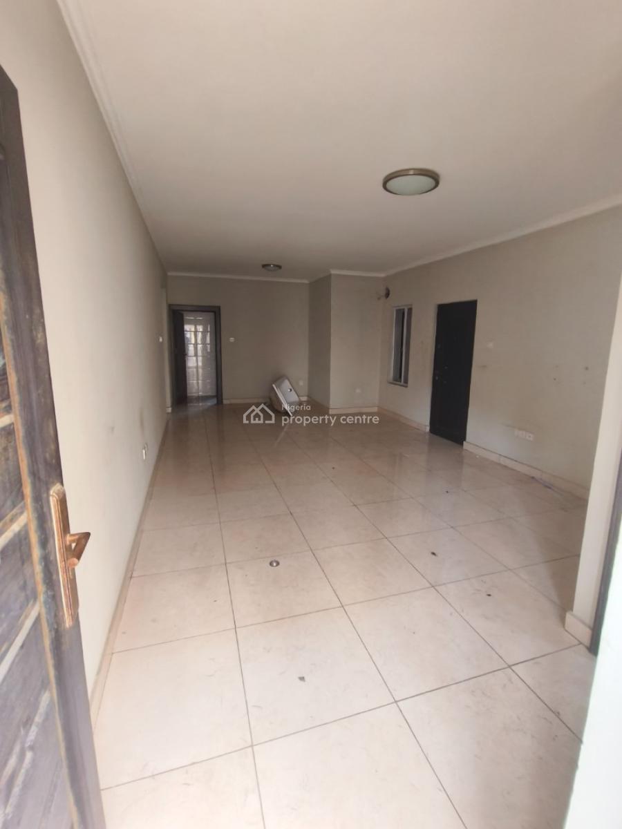 Decent 2bed Apartment, Oral Estate, Lekki, Lagos, Flat / Apartment for Rent