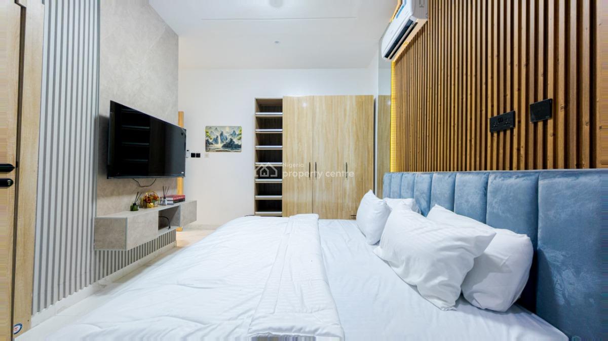 Luxury 2bedroom with Pool, Ps5 and Gym, Ologolo, Lekki, Lagos, Flat / Apartment Short Let