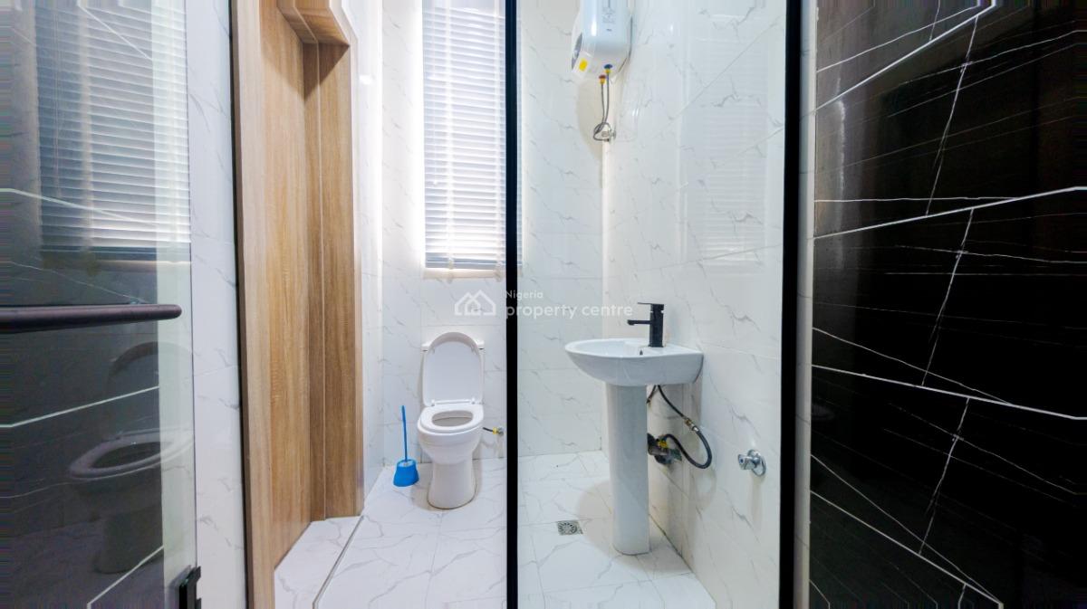 Luxury 2bedroom with Pool, Ps5 and Gym, Ologolo, Lekki, Lagos, Flat / Apartment Short Let