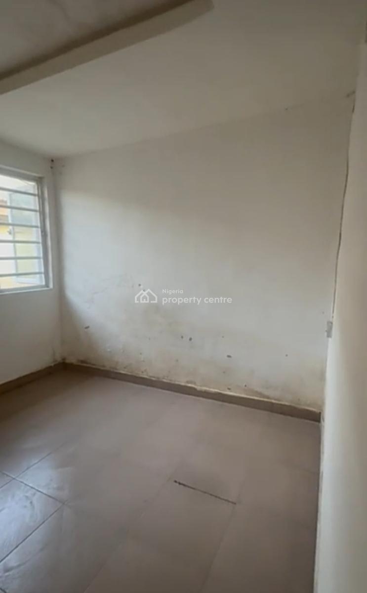 Standard Mini Flat at Ogombo { Video}, Military Zone Round About, Ogombo, Ajah, Lagos, Mini Flat (room and Parlour) for Rent