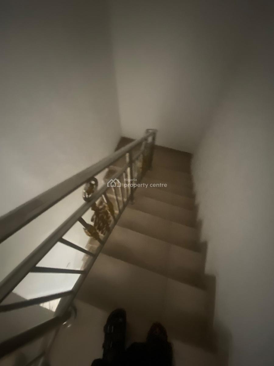 3 Bed Townhouse Duplex on 2 Floors, Mobil Road  Before Under Bridge, Ajah, Lagos, Terraced Duplex for Sale