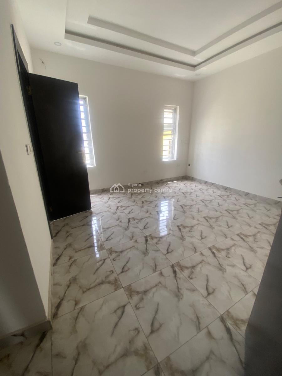 3 Bed Townhouse Duplex on 2 Floors, Mobil Road  Before Under Bridge, Ajah, Lagos, Terraced Duplex for Sale