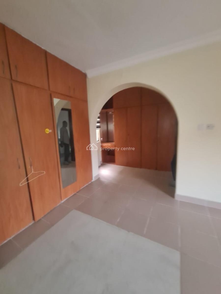 a Serviced  4 Bedroom  Terrace Duplex with a Room Bq, Lekki Phase 1, Lekki, Lagos, Terraced Duplex for Rent