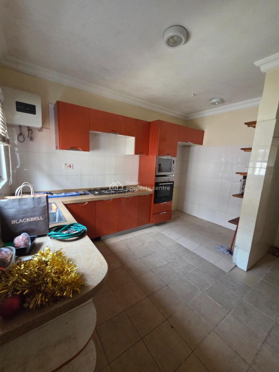 a Serviced  4 Bedroom  Terrace Duplex with a Room Bq, Lekki Phase 1, Lekki, Lagos, Terraced Duplex for Rent