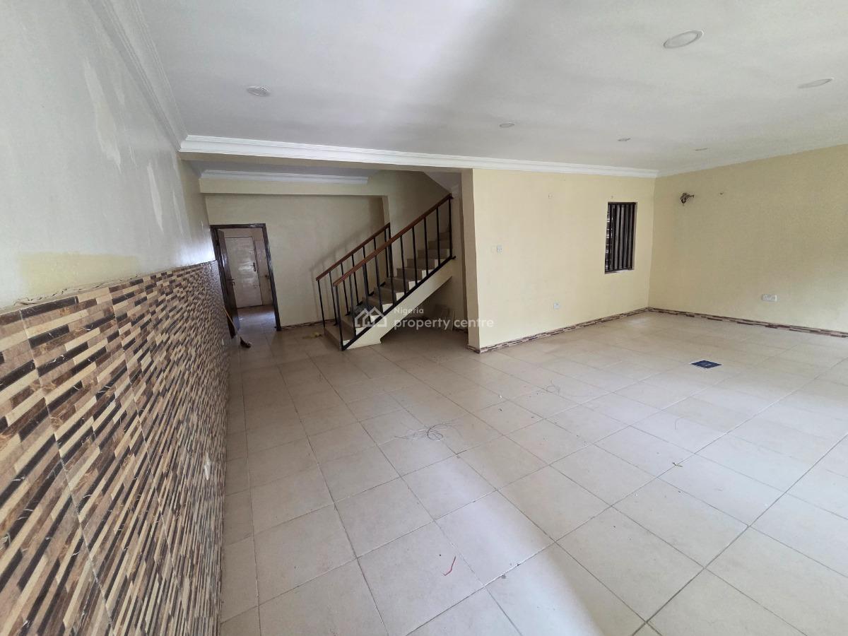 a Serviced  4 Bedroom  Terrace Duplex with a Room Bq, Lekki Phase 1, Lekki, Lagos, Terraced Duplex for Rent