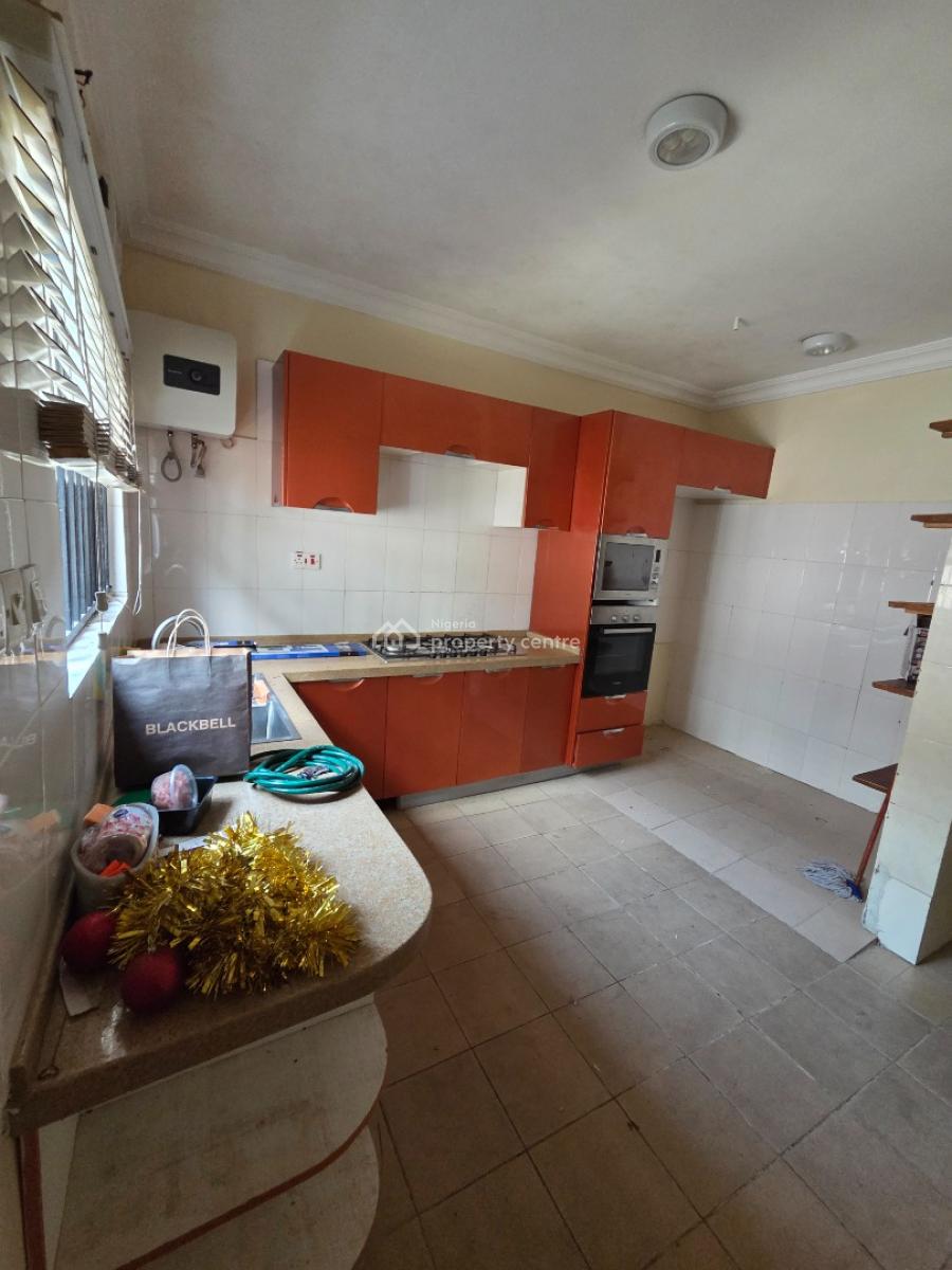 a Serviced  4 Bedroom  Terrace Duplex with a Room Bq, Lekki Phase 1, Lekki, Lagos, Terraced Duplex for Rent