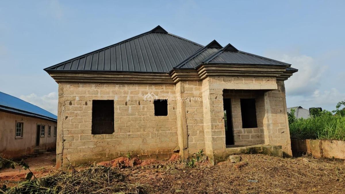 Direct Mandate, Ovia North-east, Edo, Block of Flats for Sale