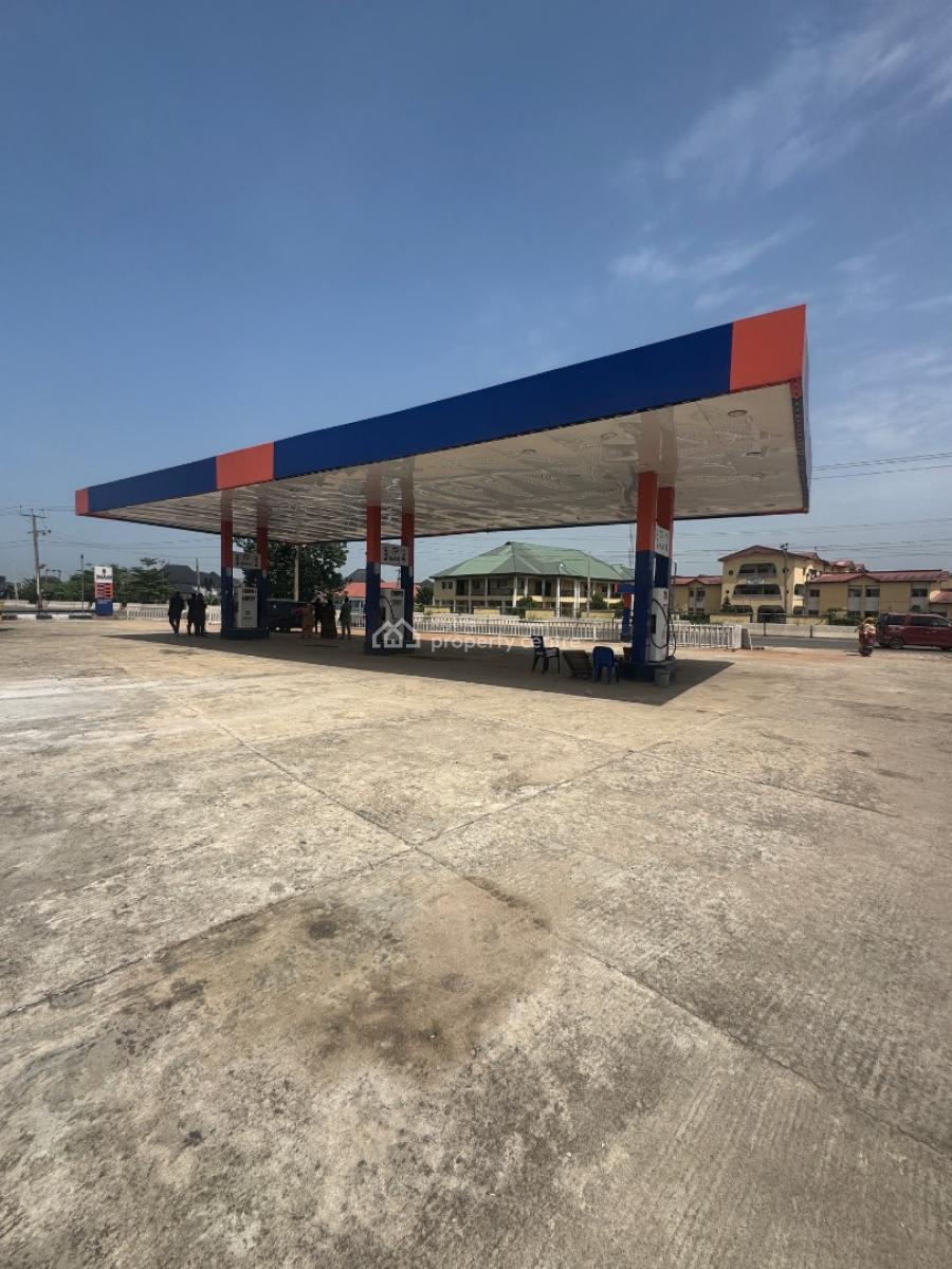 Filling Station 8 Pumps, New Owerri, Owerri Municipal, Imo, Commercial Property for Sale